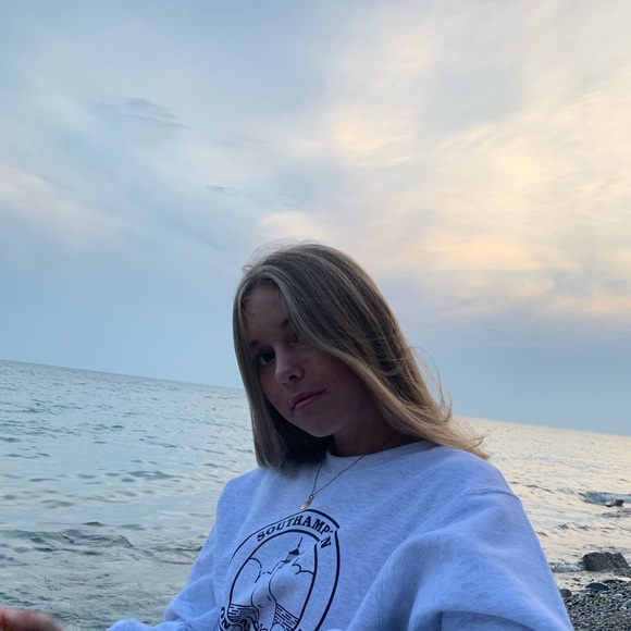 Meet your Posher, Avery - Picture 1 of 1